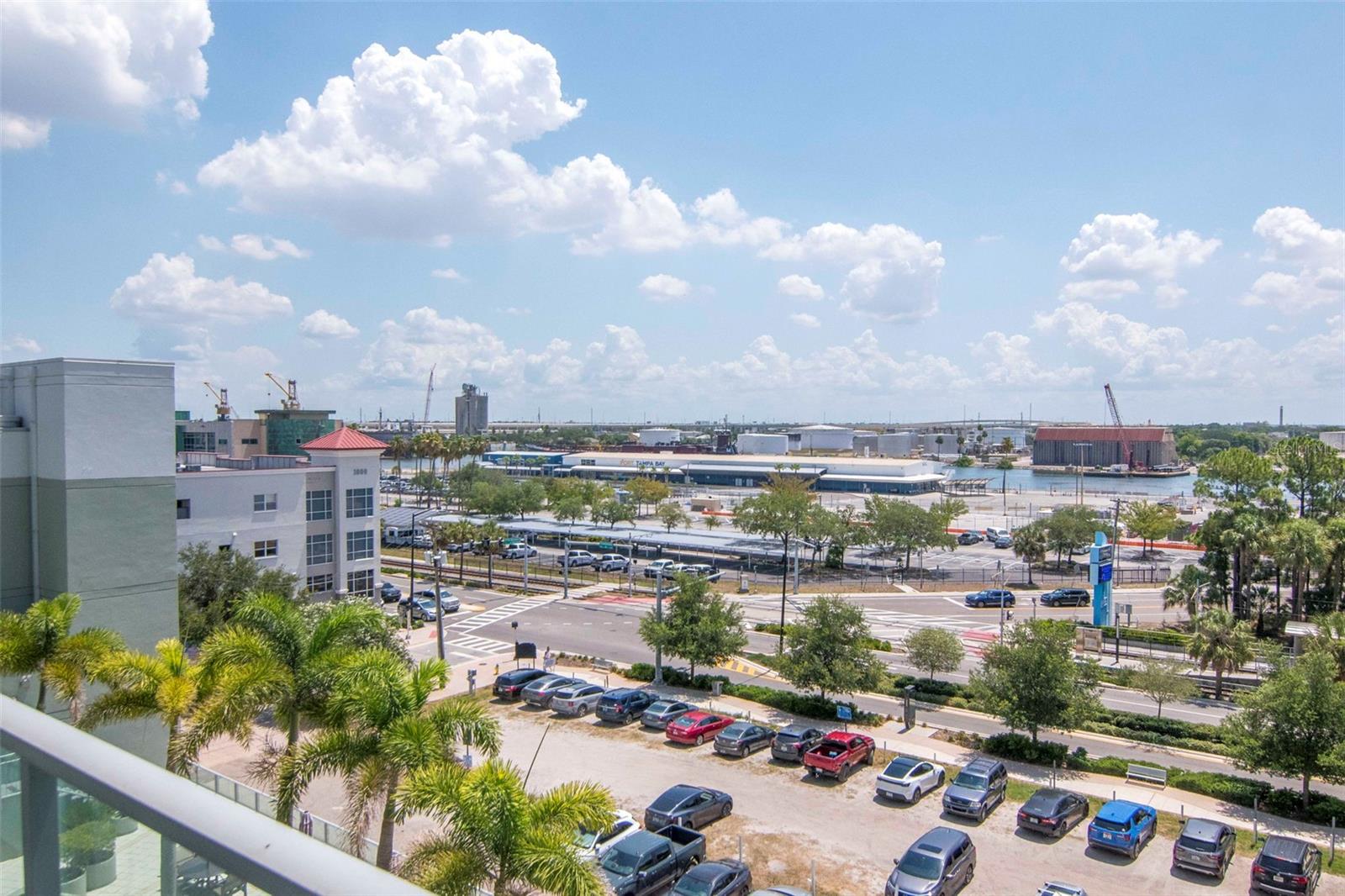 THE PLACE AT CHANNELSIDE A CON - Residential