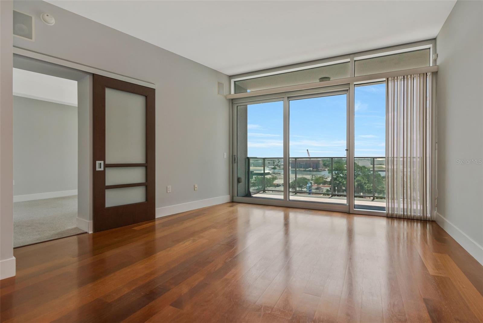 THE PLACE AT CHANNELSIDE A CON - Residential