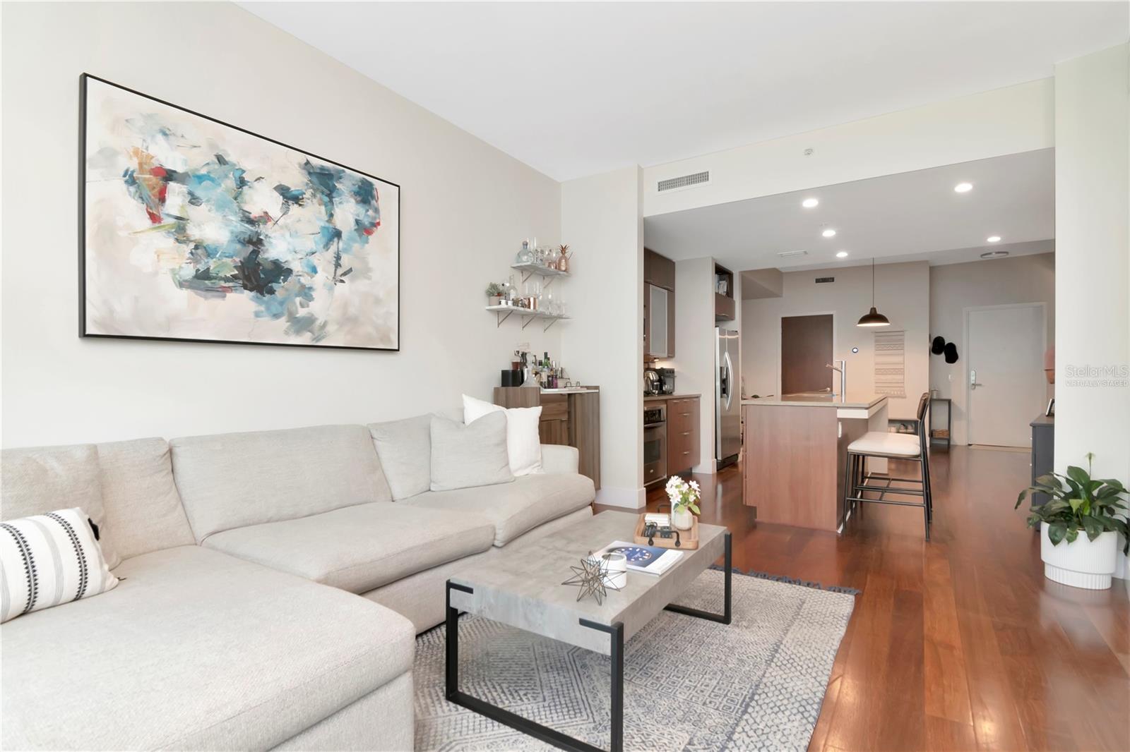 THE PLACE AT CHANNELSIDE A CON - Residential