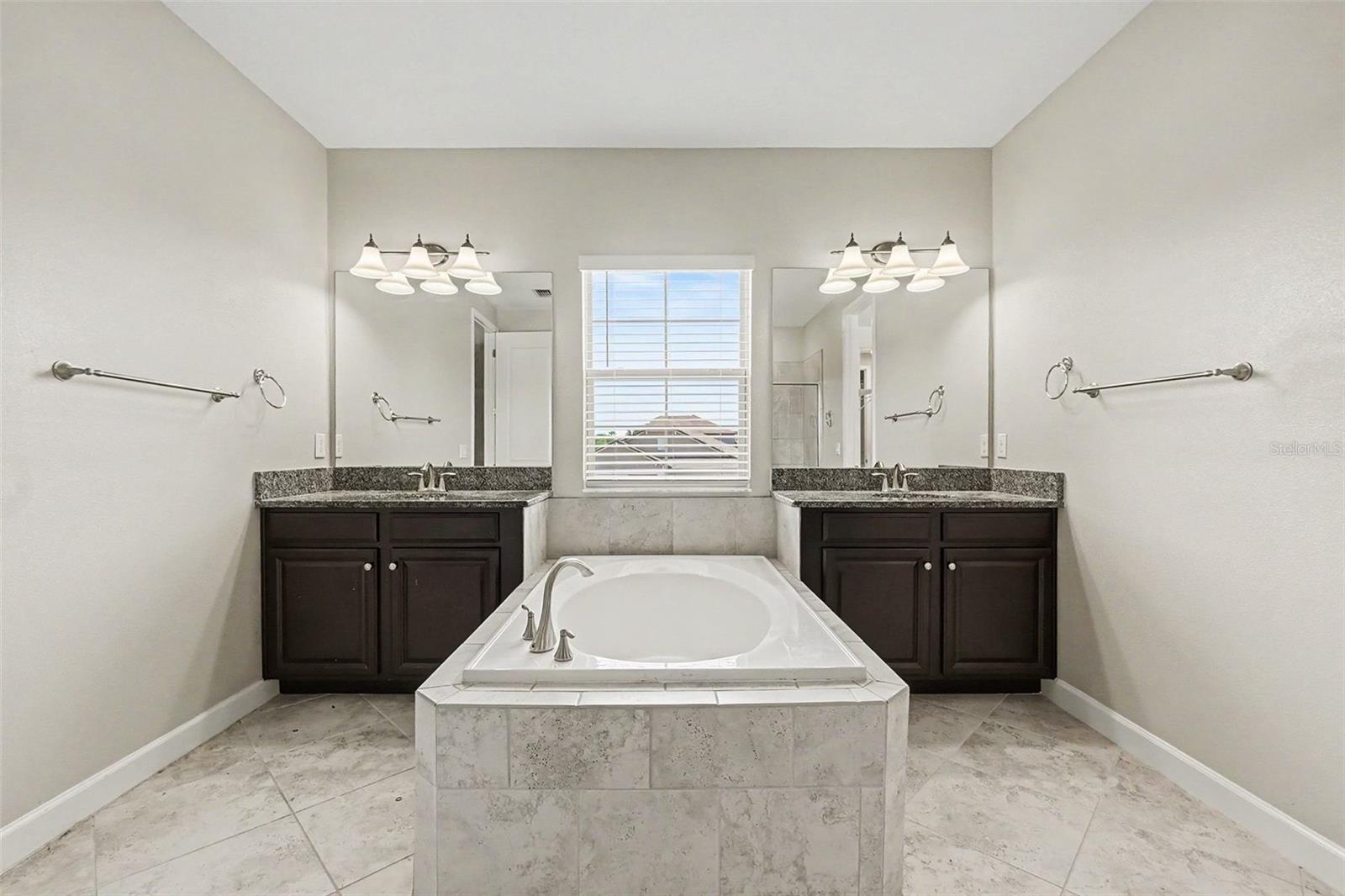 SOUTH FORK TR P PH 2 - Residential