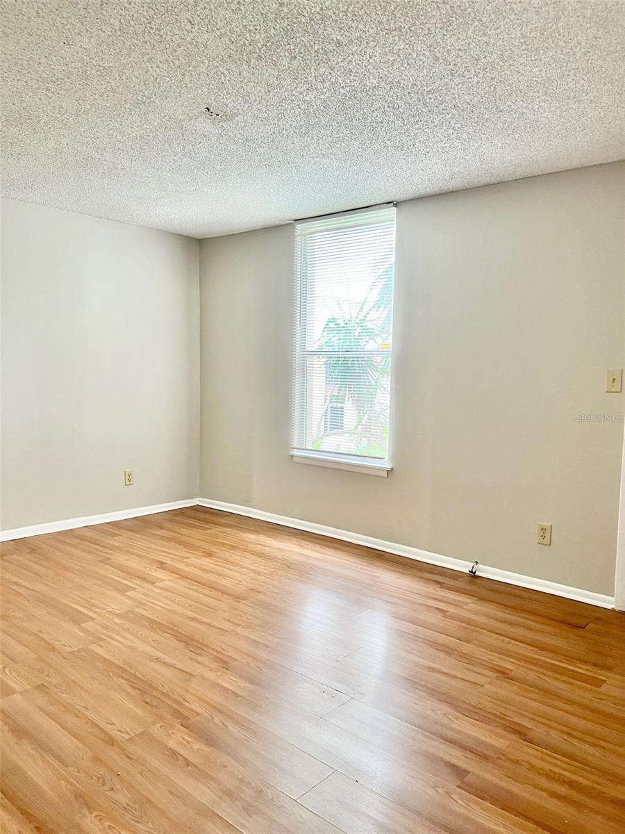 ROYAL ARMS CONDO - Residential