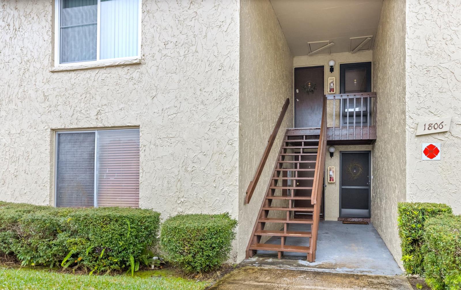 WOODSIDE VILLAGE CONDO - Residential Lease