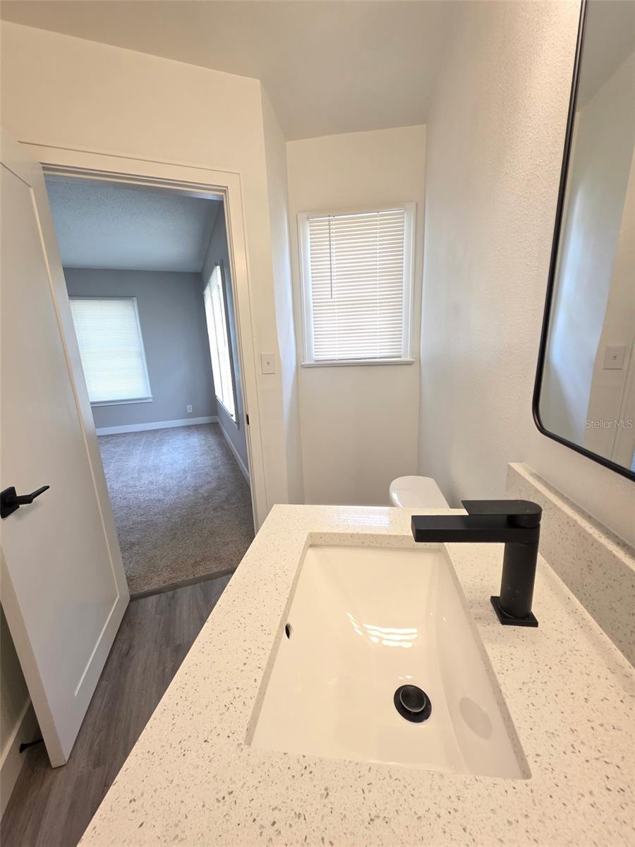 HUSSONS ADD - Residential Lease