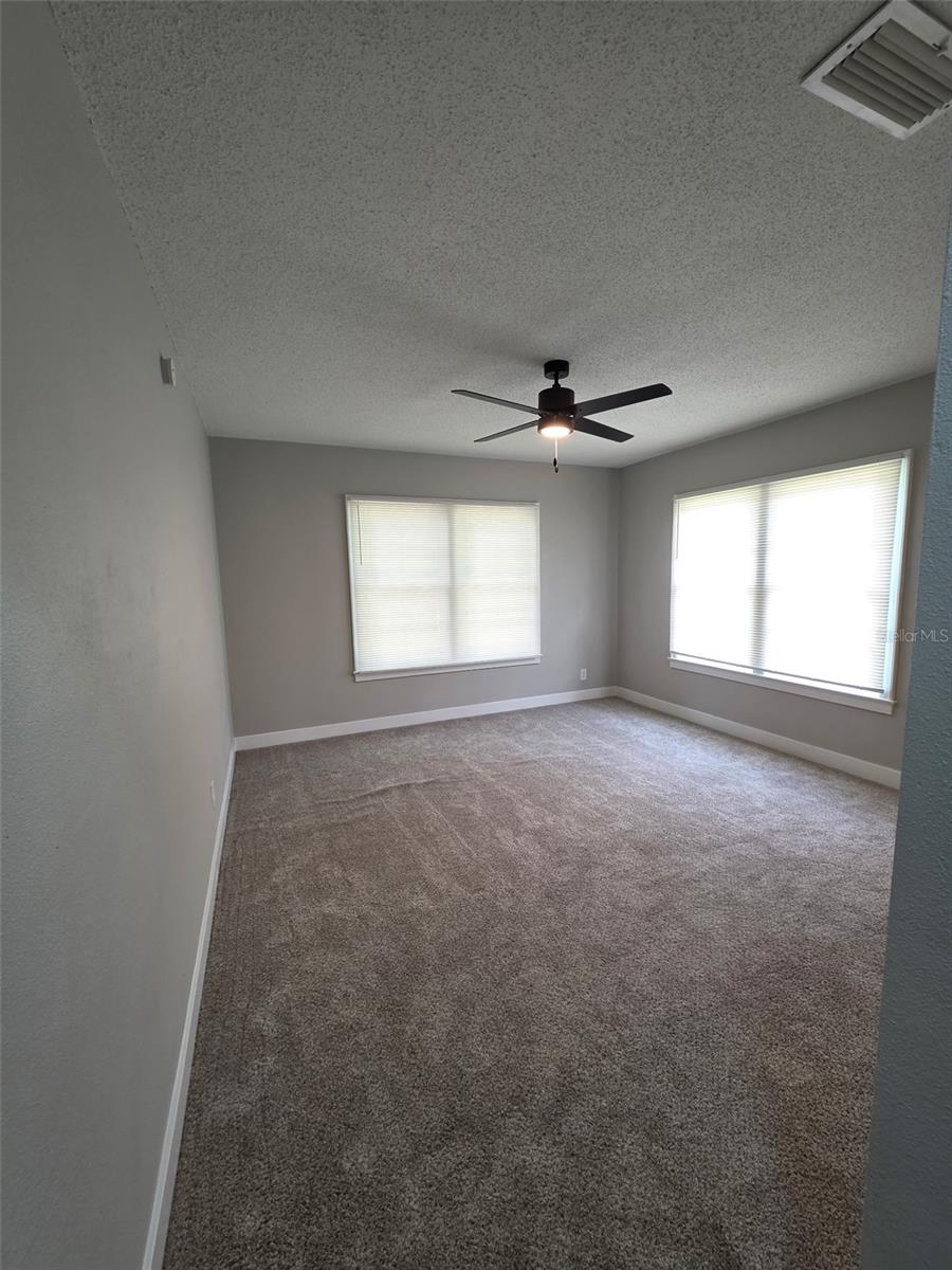 HUSSONS ADD - Residential Lease