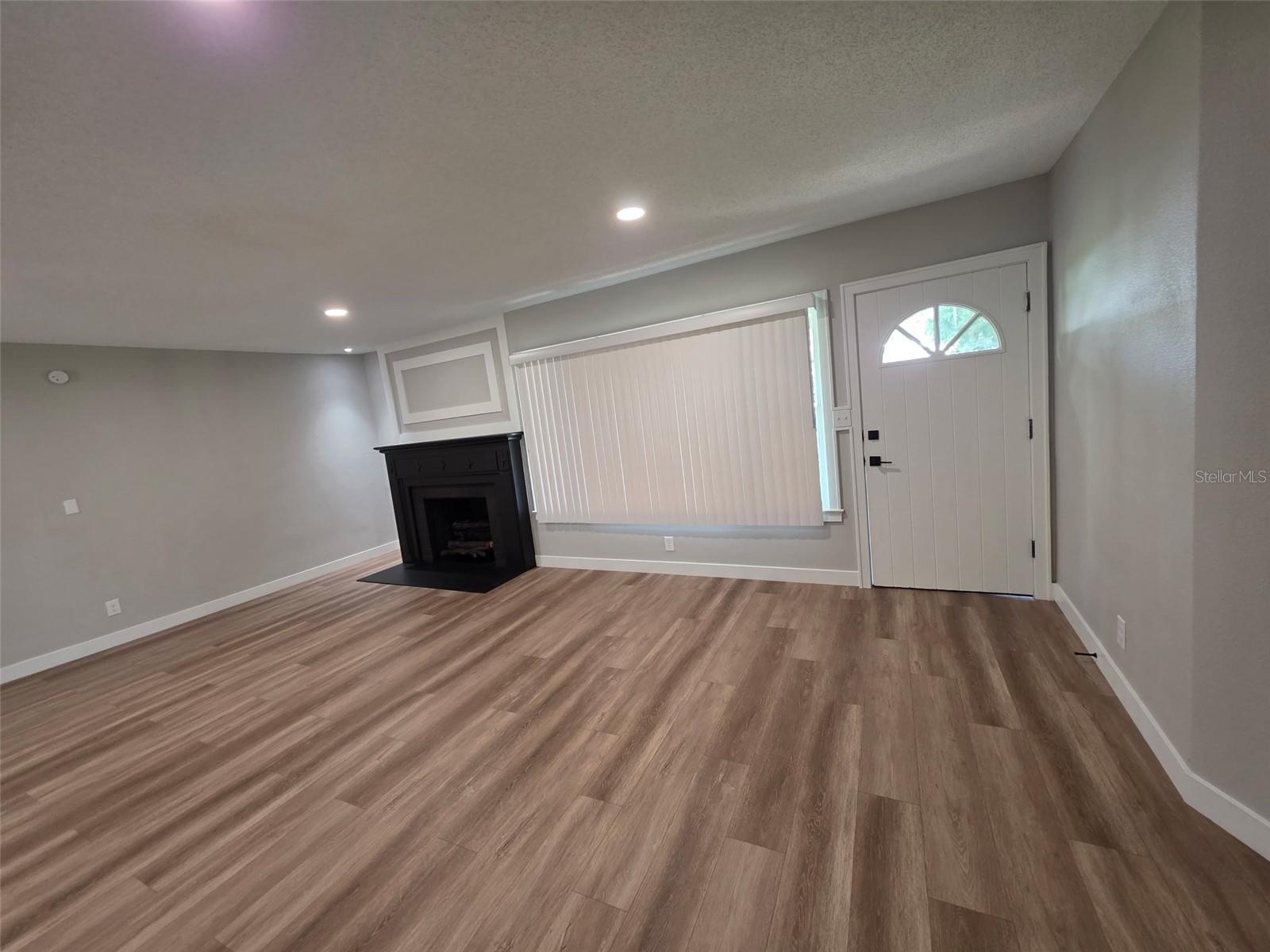 HUSSONS ADD - Residential Lease