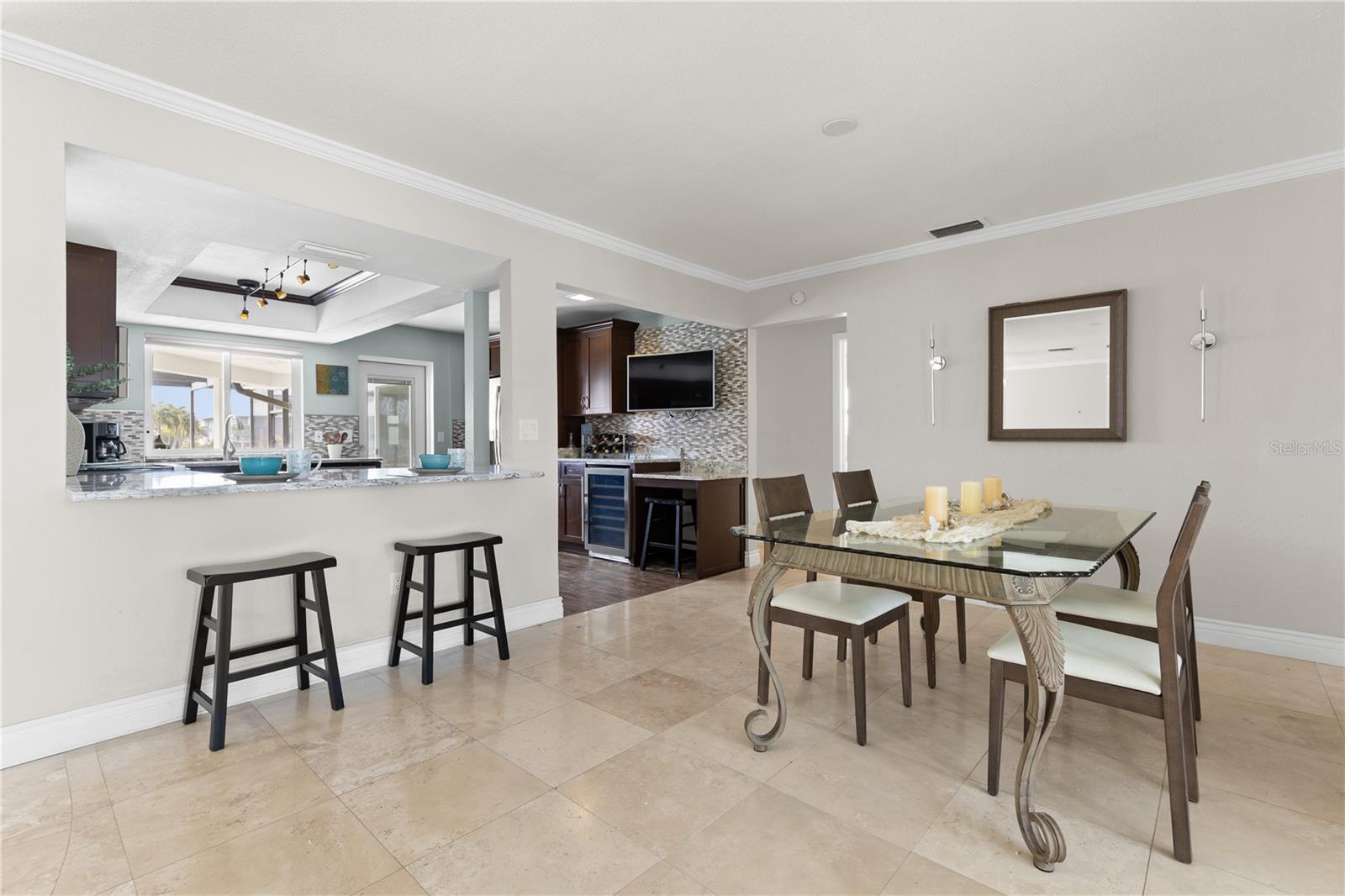 TIERRA VERDE - Residential