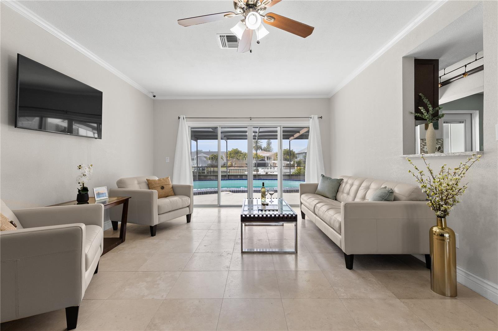 TIERRA VERDE - Residential
