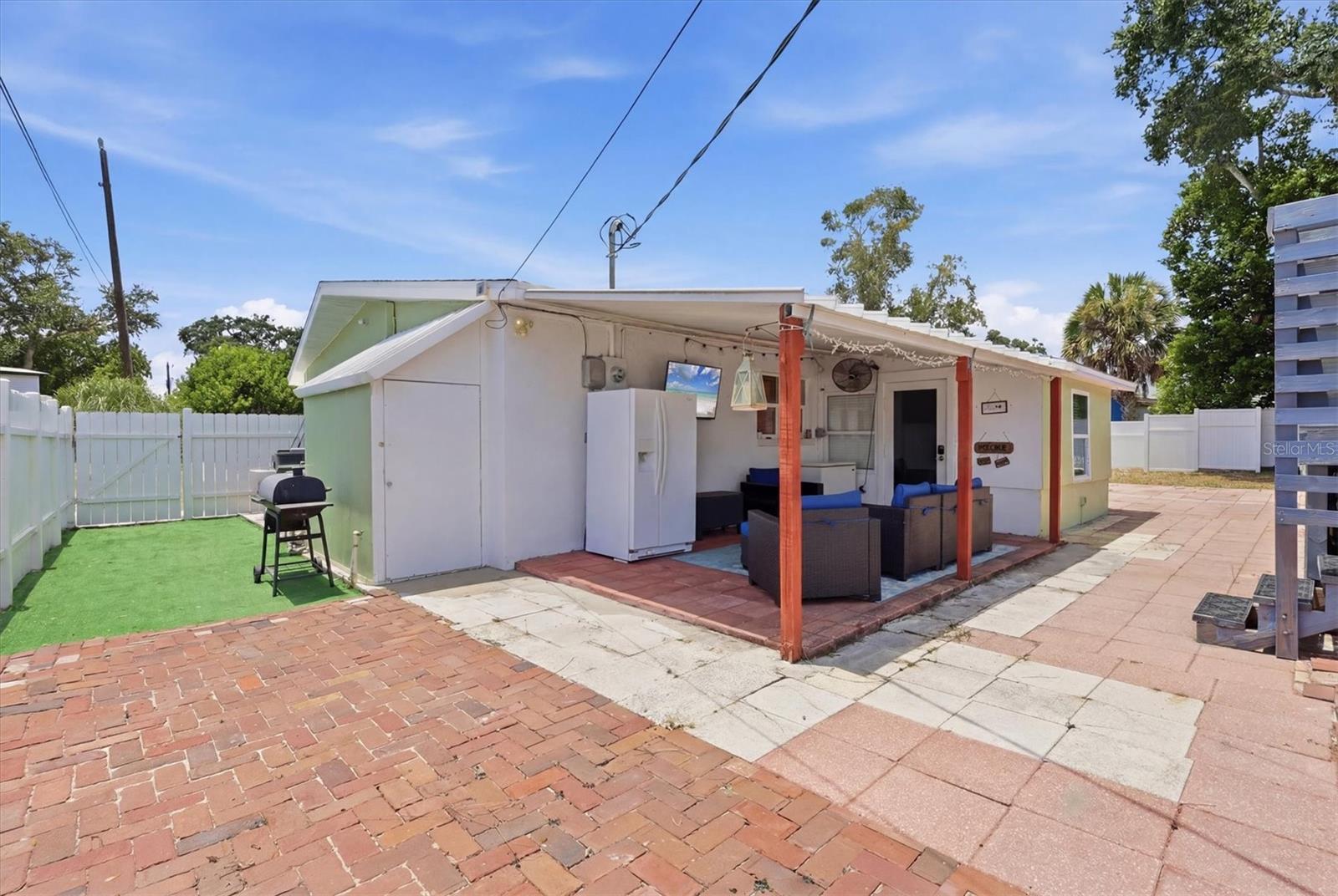 BAYSHORE GARDENS SEC 7 - Residential