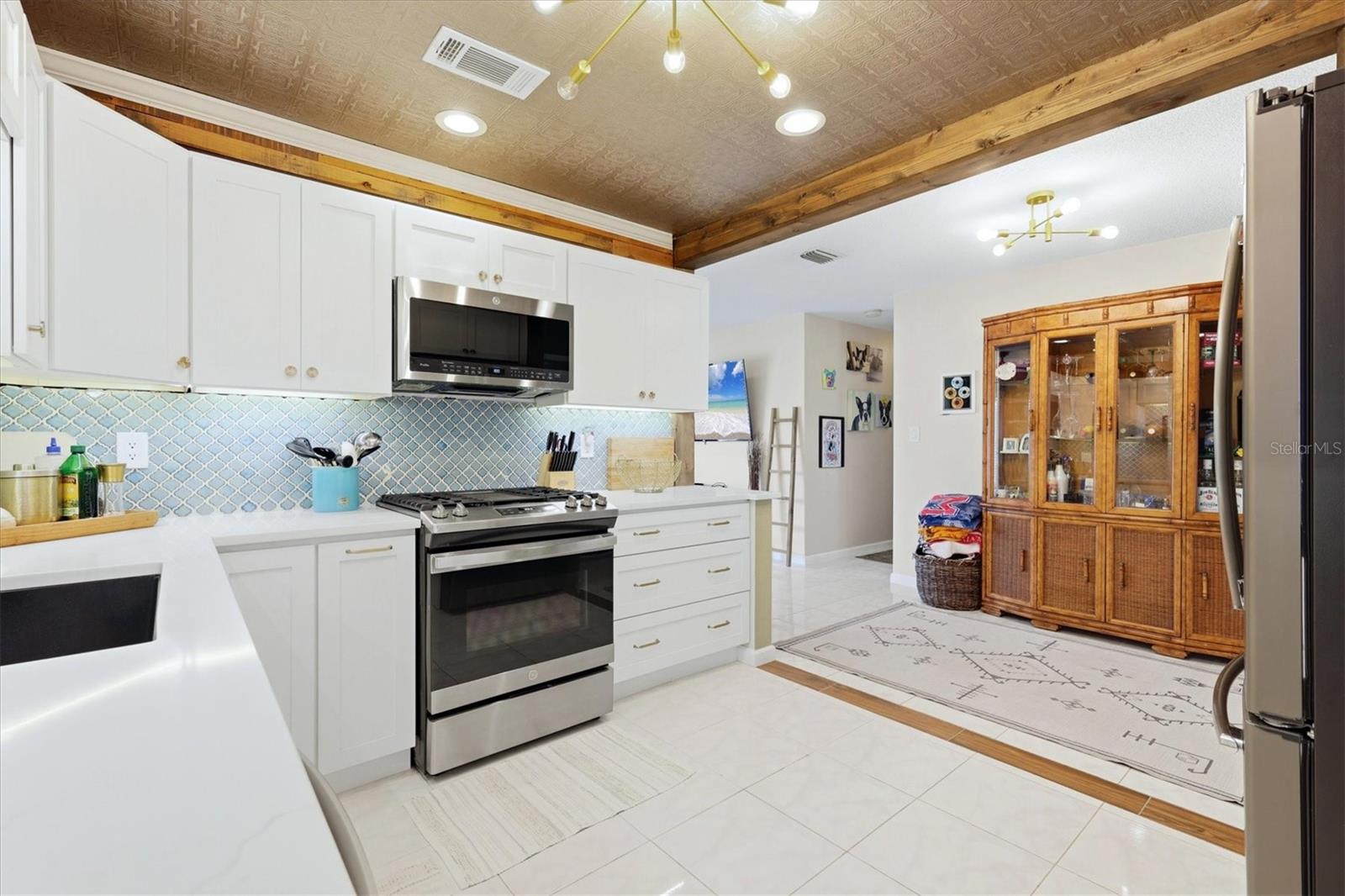 BAYSHORE GARDENS SEC 7 - Residential