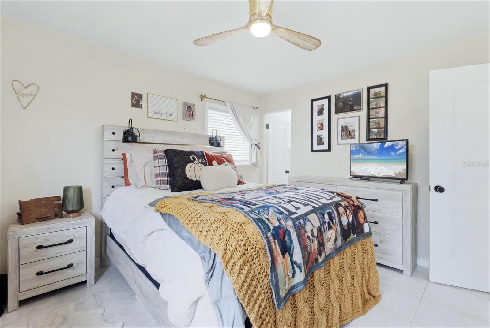 BAYSHORE GARDENS SEC 7 - Residential