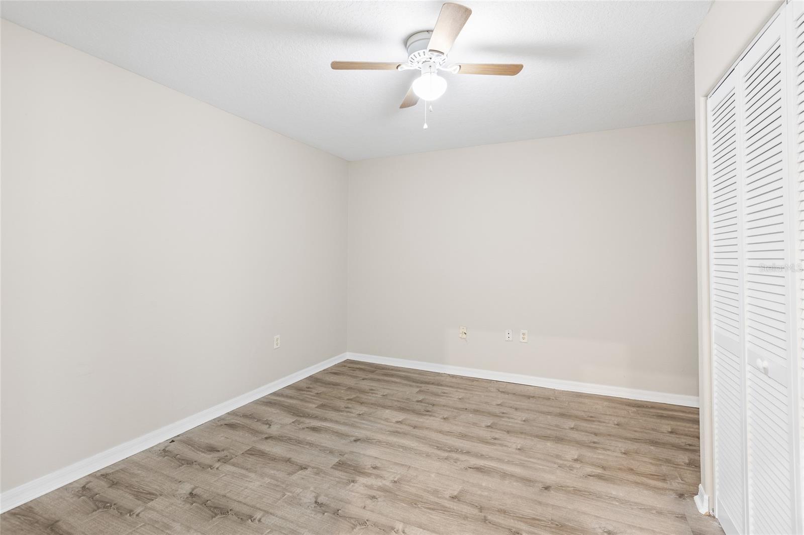 HIGHLAND OAKS - Residential