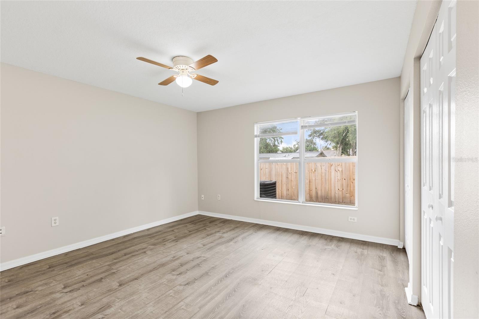 HIGHLAND OAKS - Residential