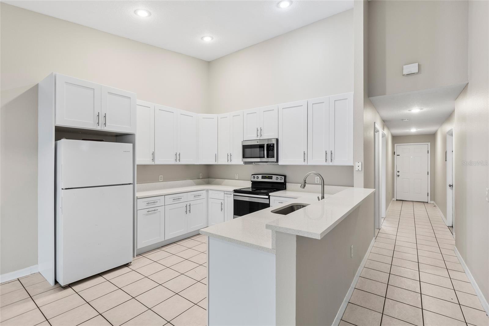 HIGHLAND OAKS - Residential