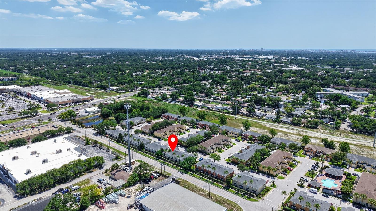 SUNSET POINTE TWNHMS - Residential