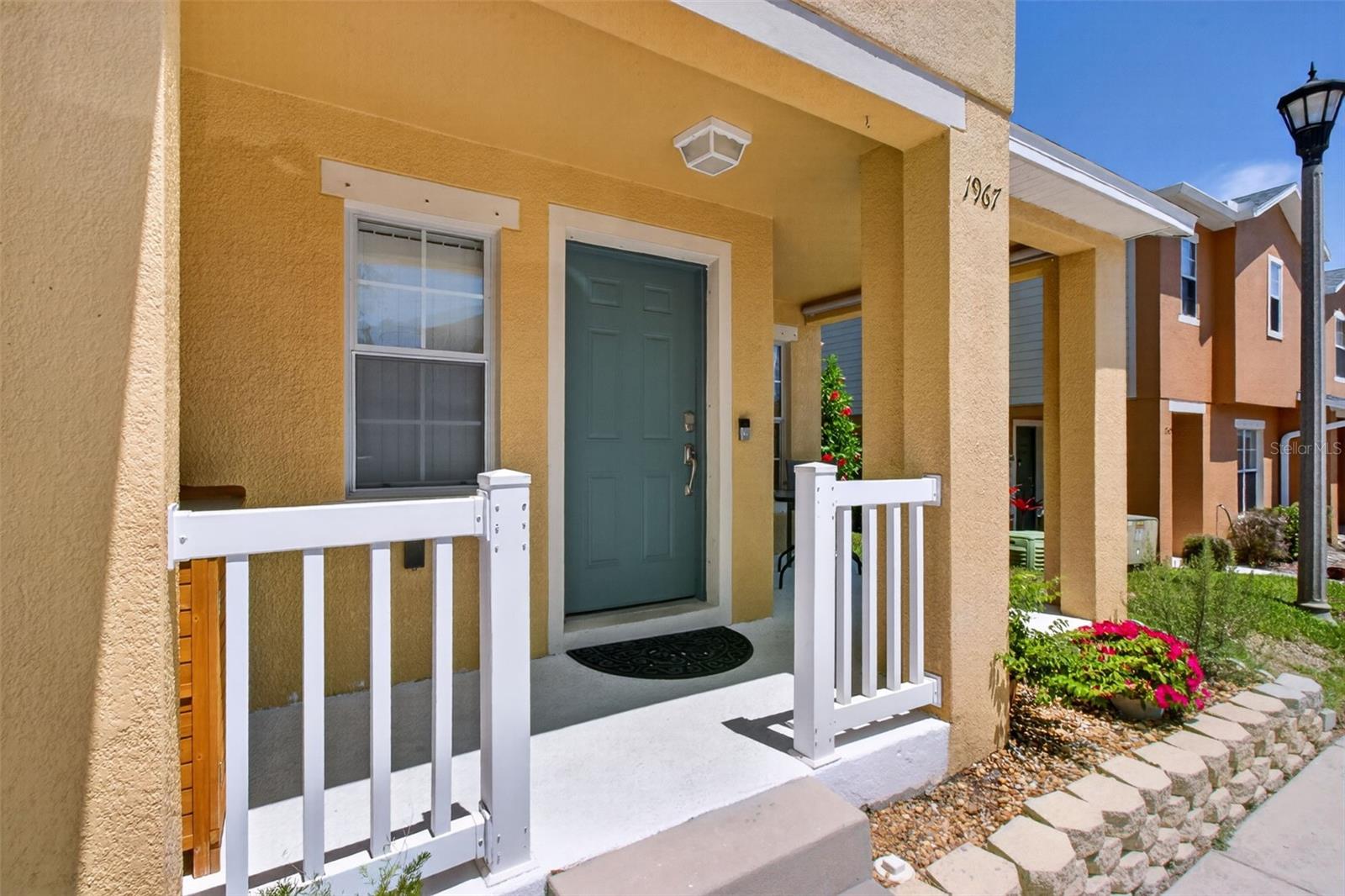 SUNSET POINTE TWNHMS - Residential