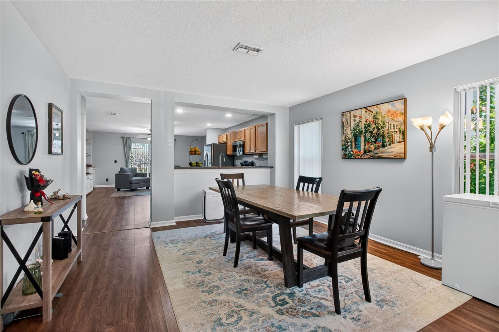 SUNSET POINTE TWNHMS - Residential