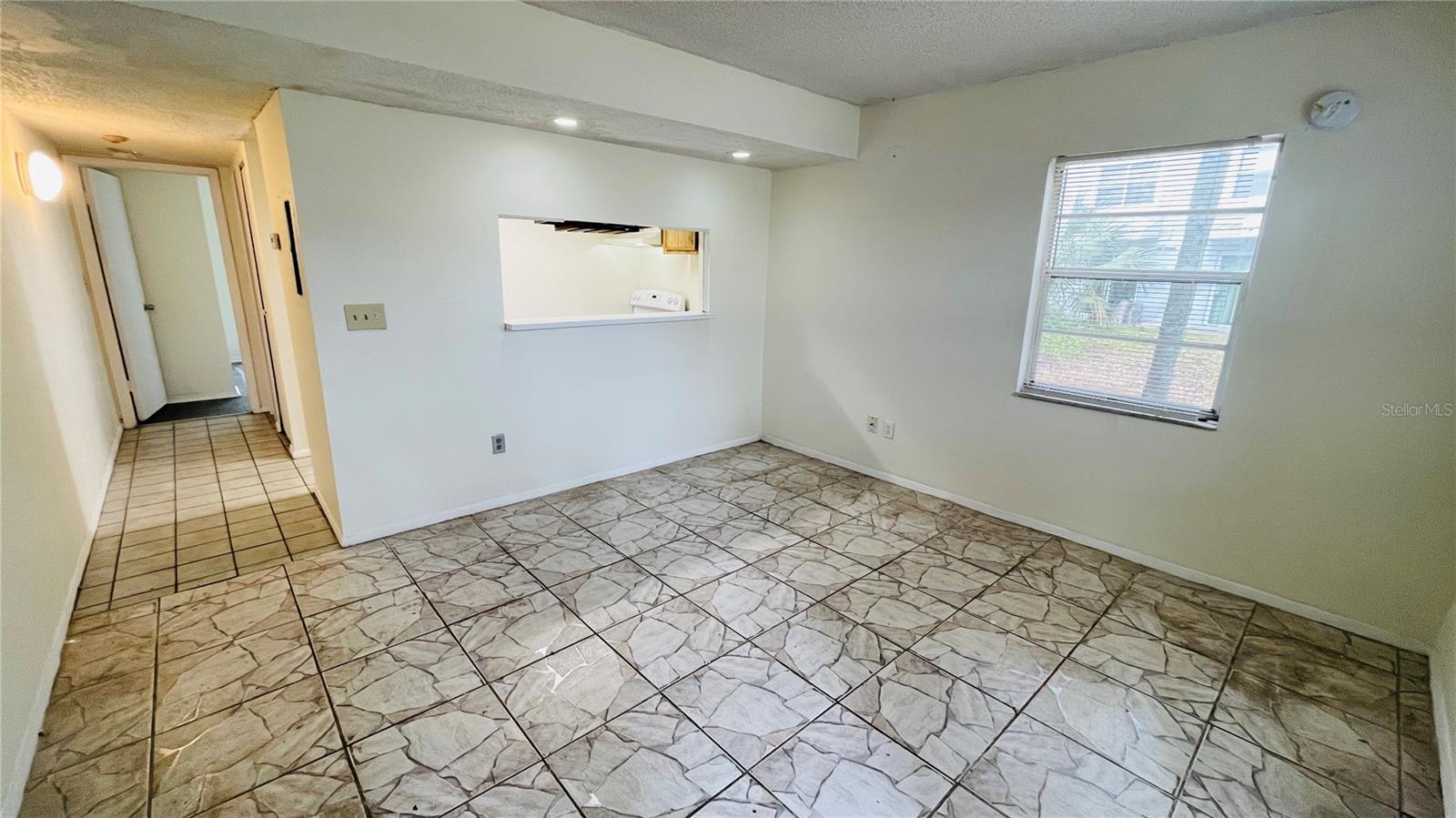 WATERSIDE CONDO I - Residential