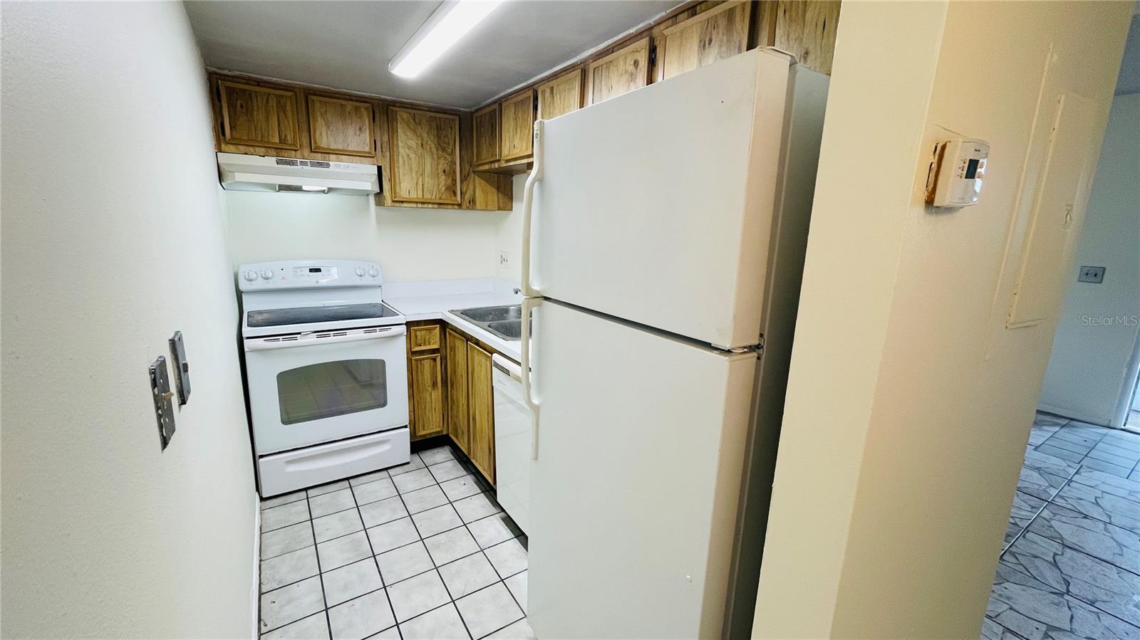 WATERSIDE CONDO I - Residential