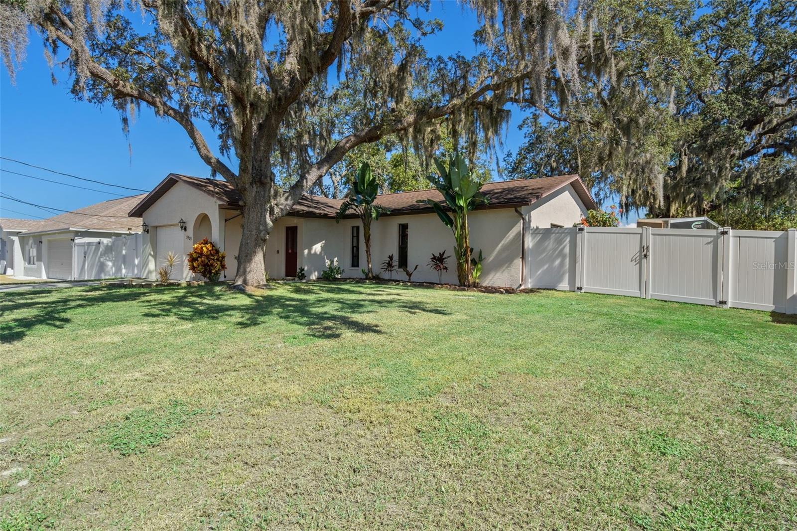 SPRING HILL - Residential