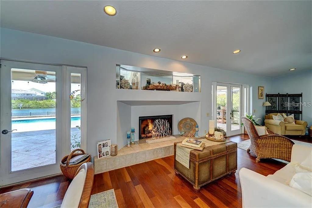 SWEETWATER SUB FOURTH ADD - Residential