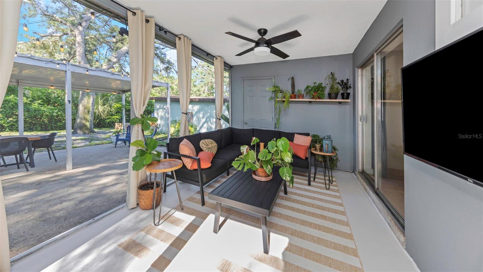 OAK HAVEN ESTATES - Residential
