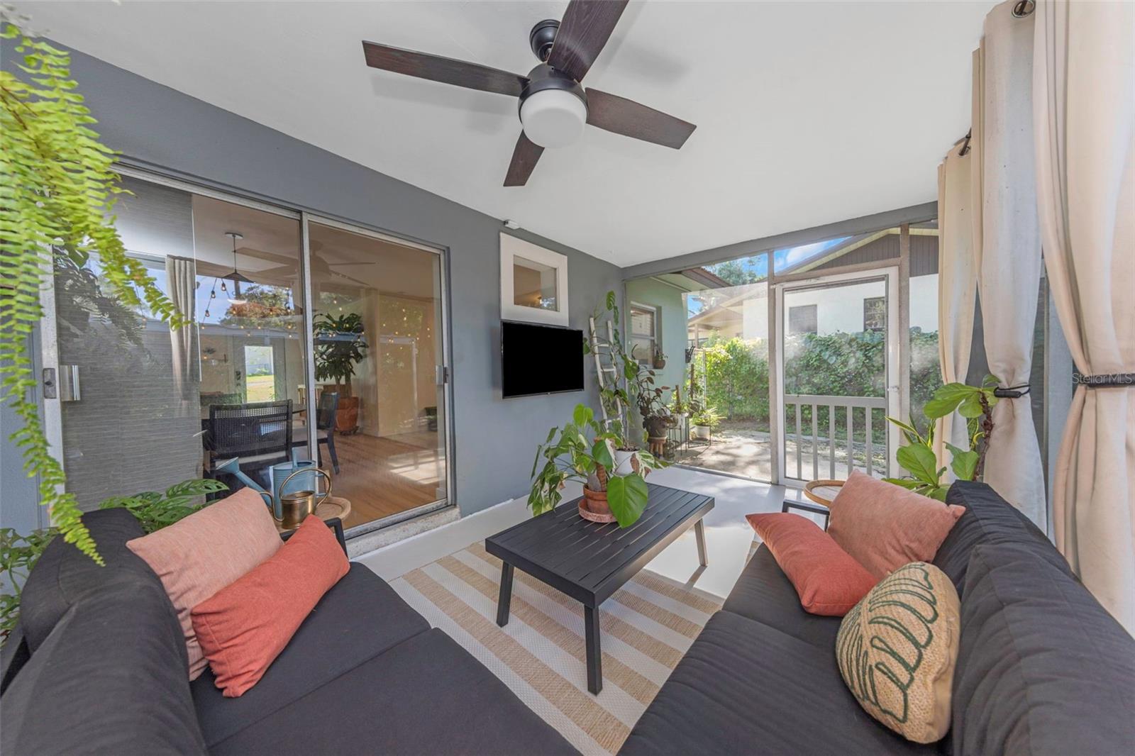 OAK HAVEN ESTATES - Residential