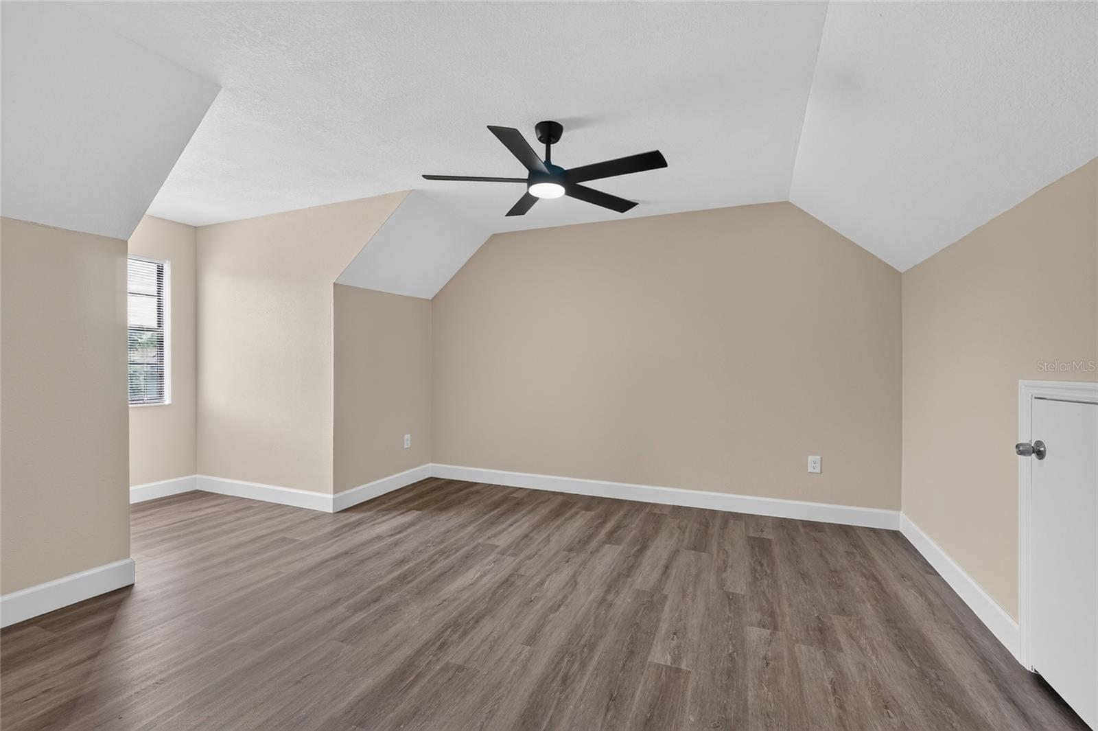 PINE LAKE ESTATES UNIT 4 - Residential