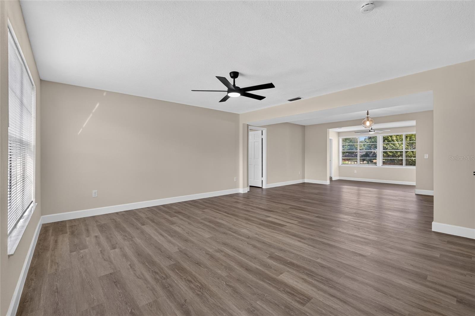 PINE LAKE ESTATES UNIT 4 - Residential