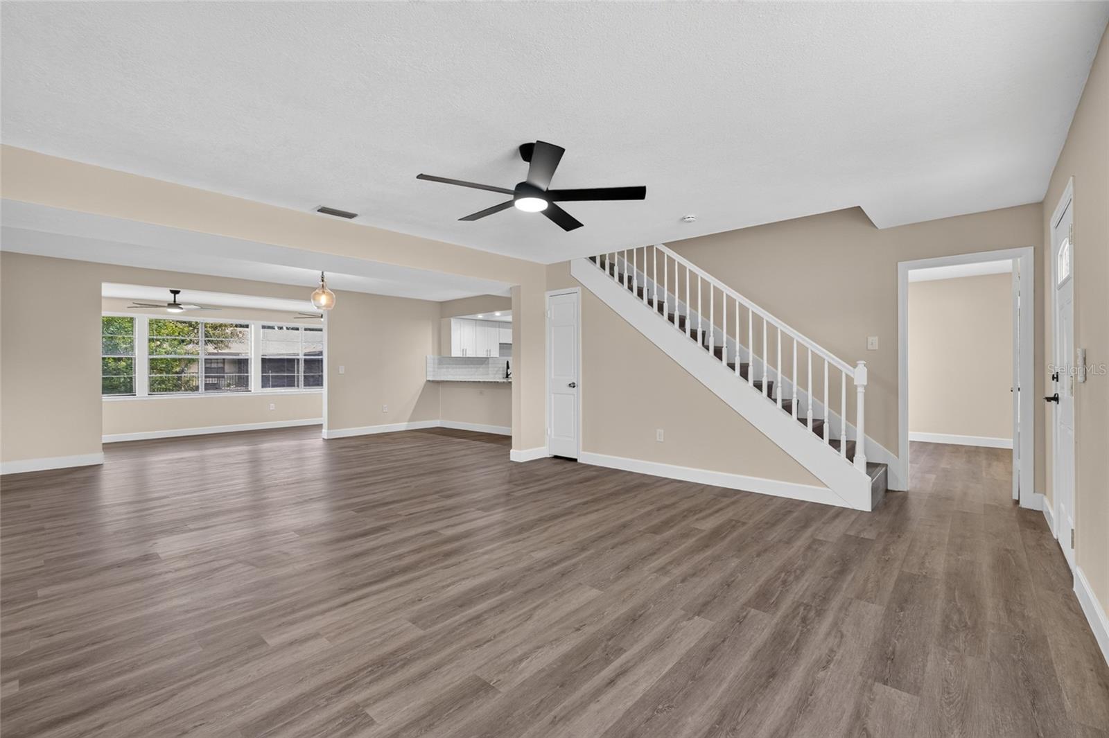 PINE LAKE ESTATES UNIT 4 - Residential