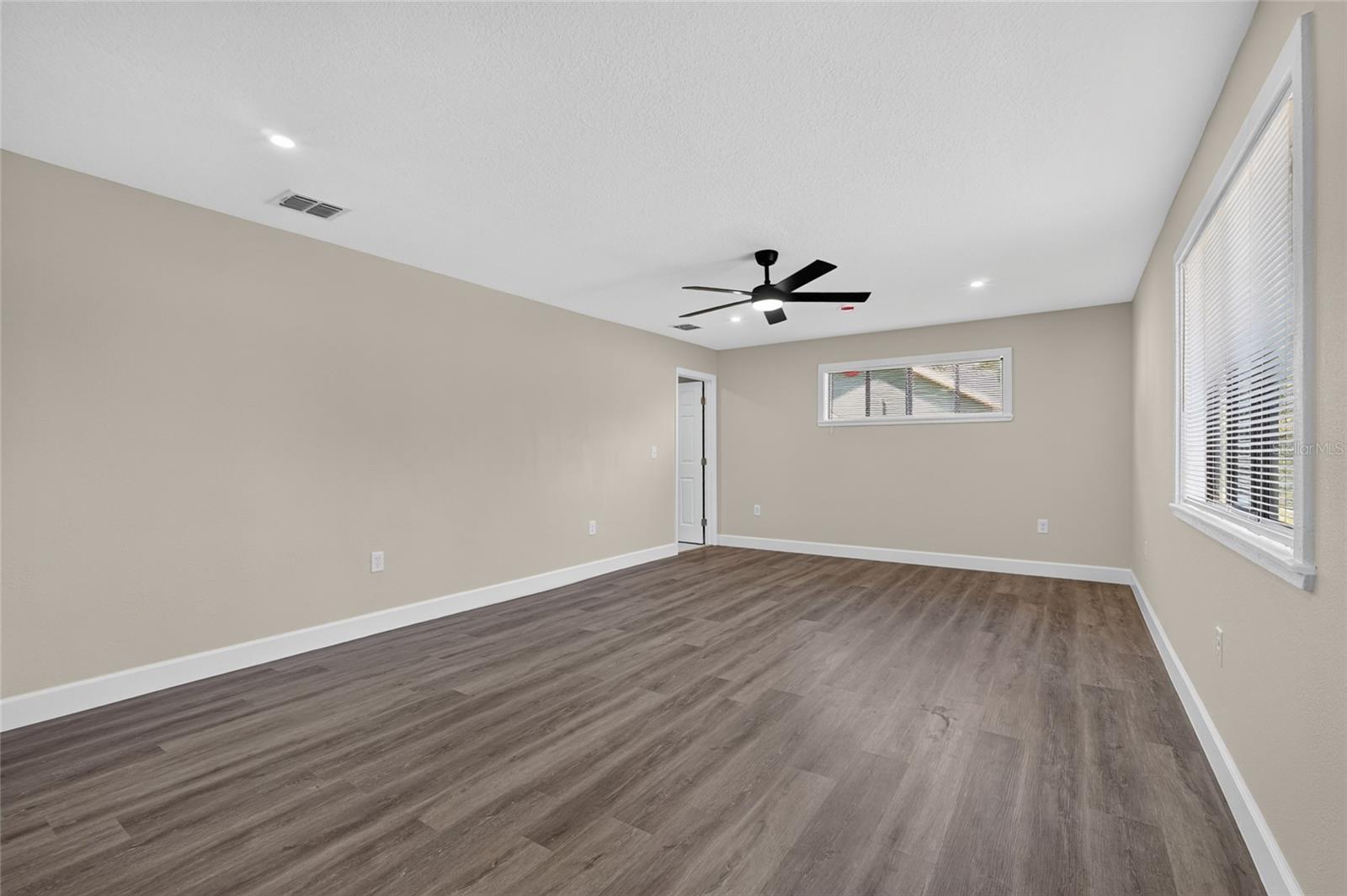PINE LAKE ESTATES UNIT 4 - Residential