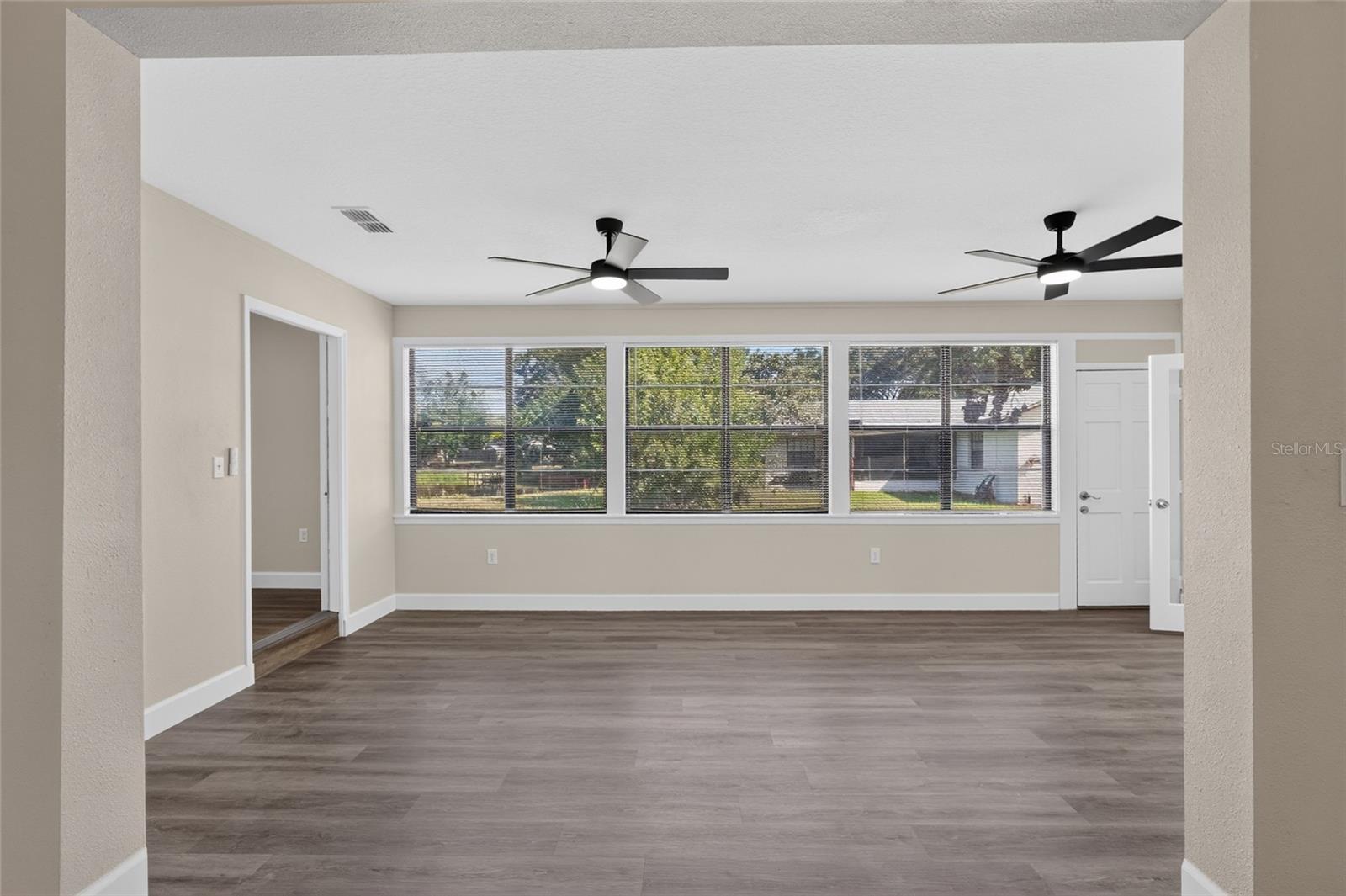 PINE LAKE ESTATES UNIT 4 - Residential
