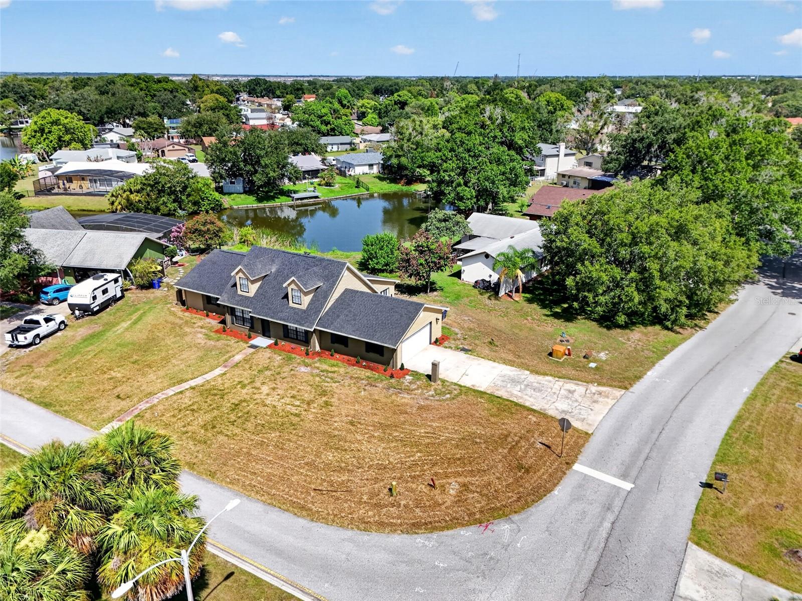 PINE LAKE ESTATES UNIT 4 - Residential
