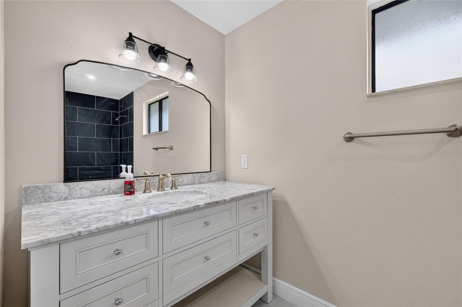 PINE LAKE ESTATES UNIT 4 - Residential