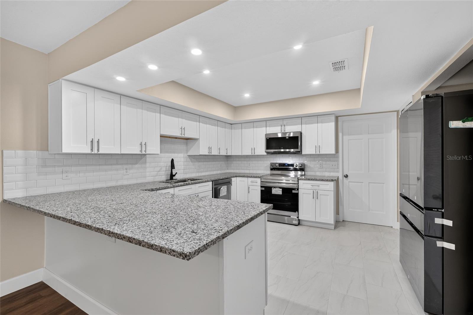 PINE LAKE ESTATES UNIT 4 - Residential