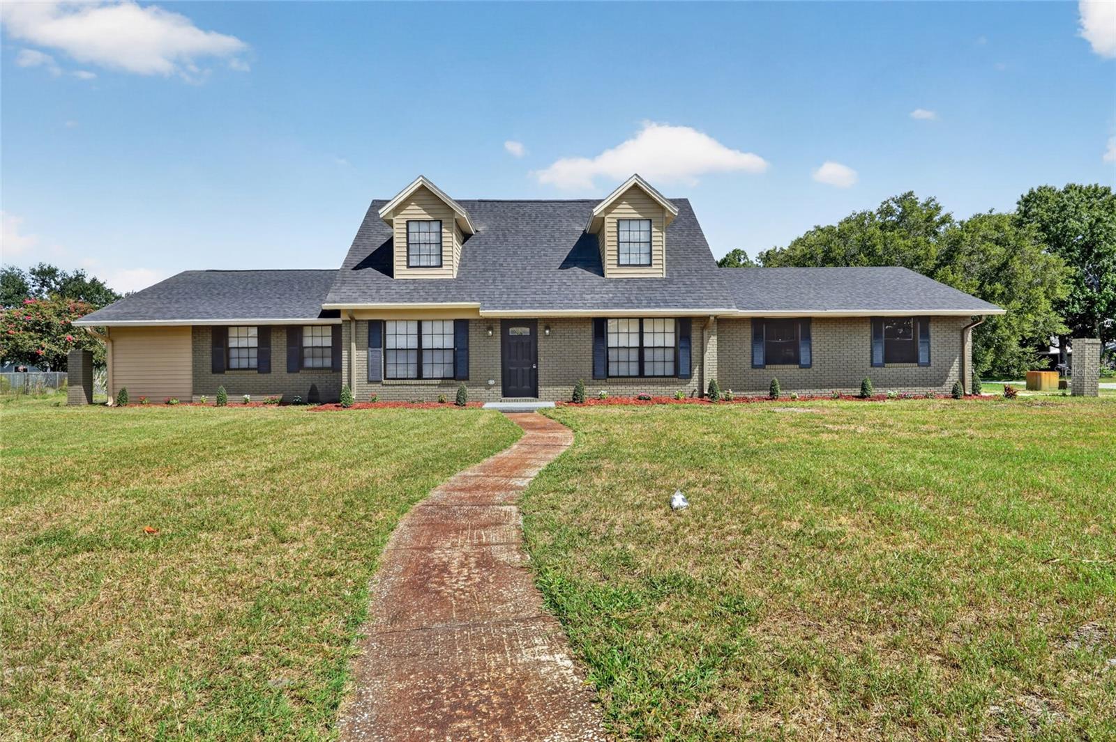 PINE LAKE ESTATES UNIT 4 - Residential