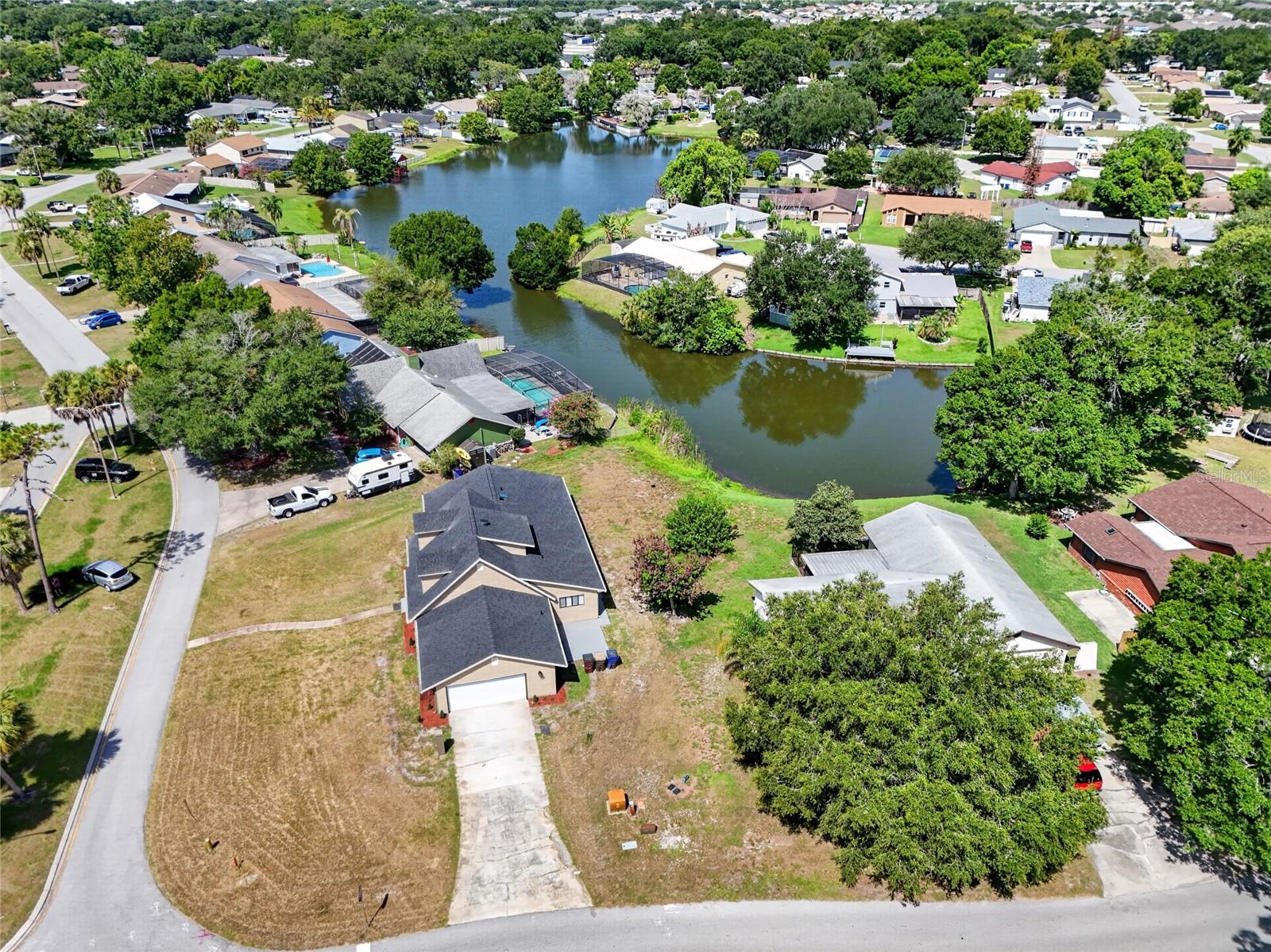 PINE LAKE ESTATES UNIT 4 - Residential