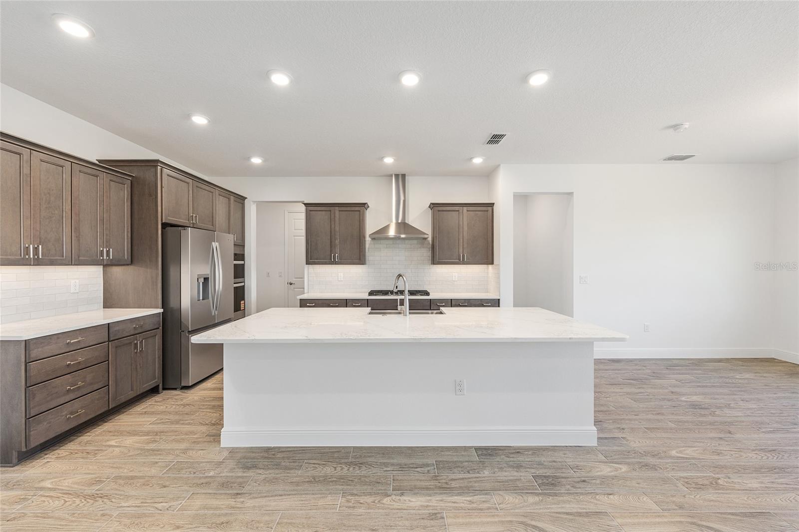 CANDLHER HILLS - Residential