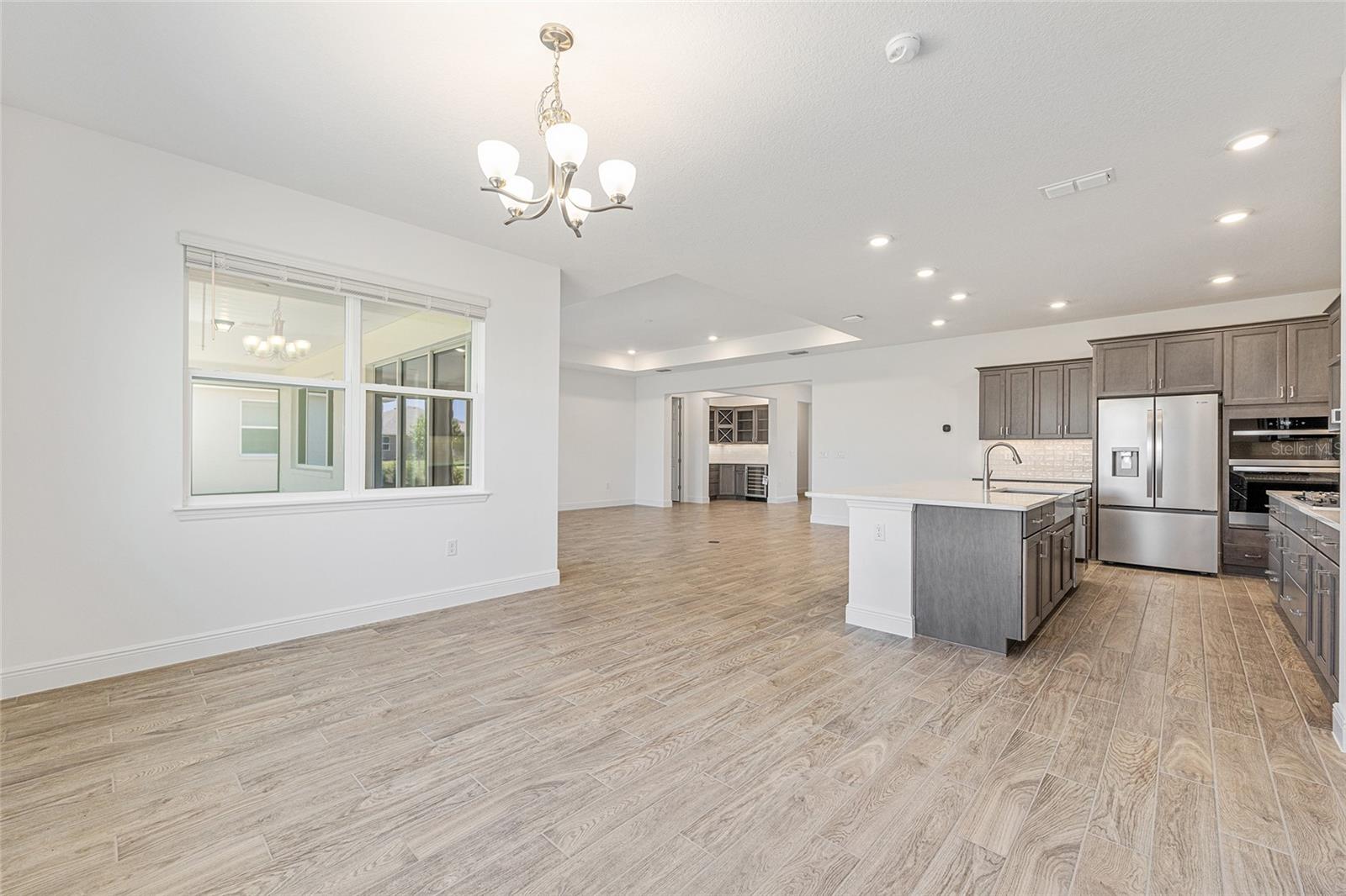 CANDLHER HILLS - Residential