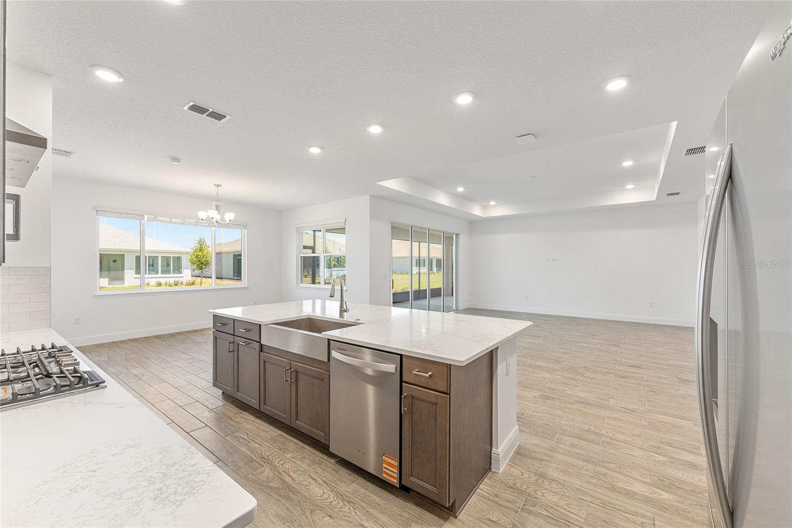CANDLHER HILLS - Residential
