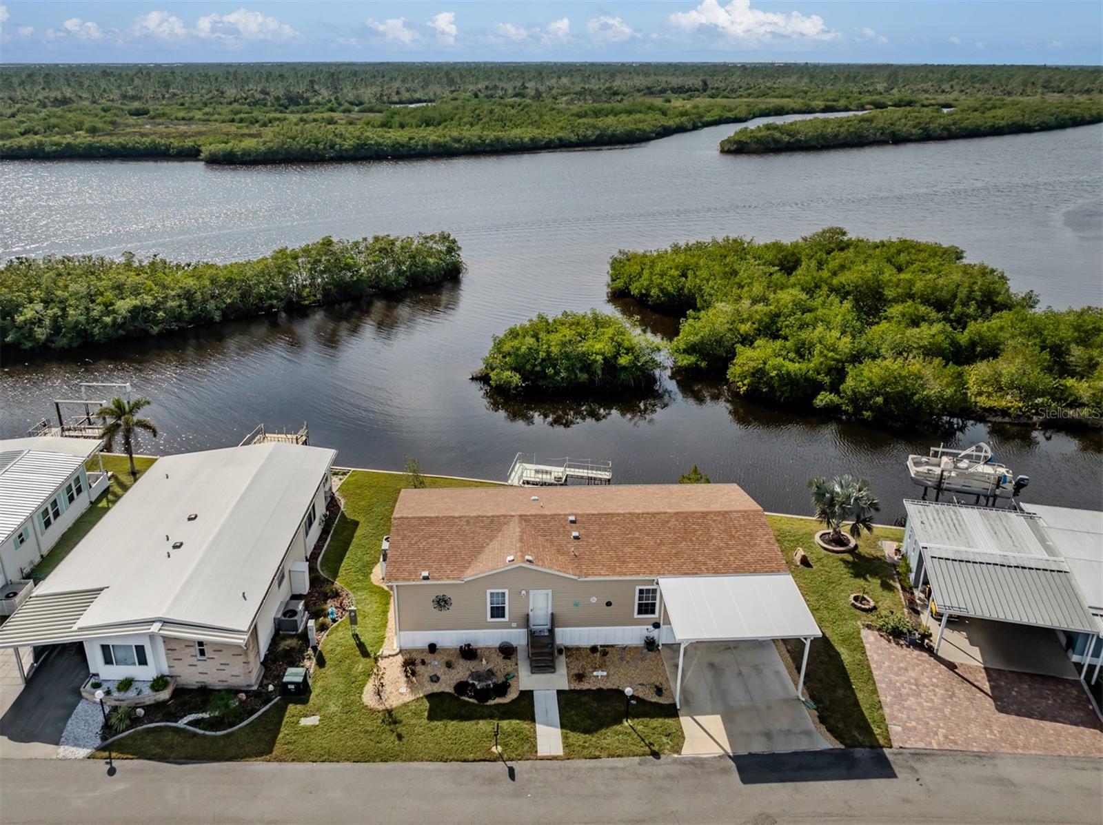 LAZY RIVER MHP - Residential