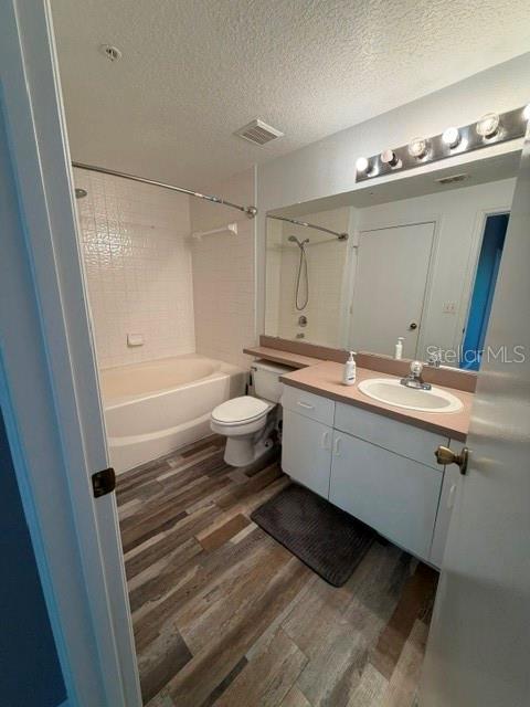 PALMS CLUB CONDO - Residential