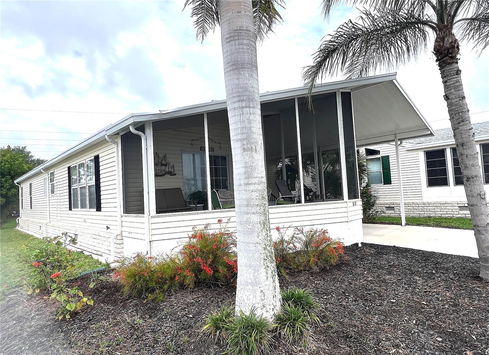 COUNTRY CLUB ESTATES - Residential