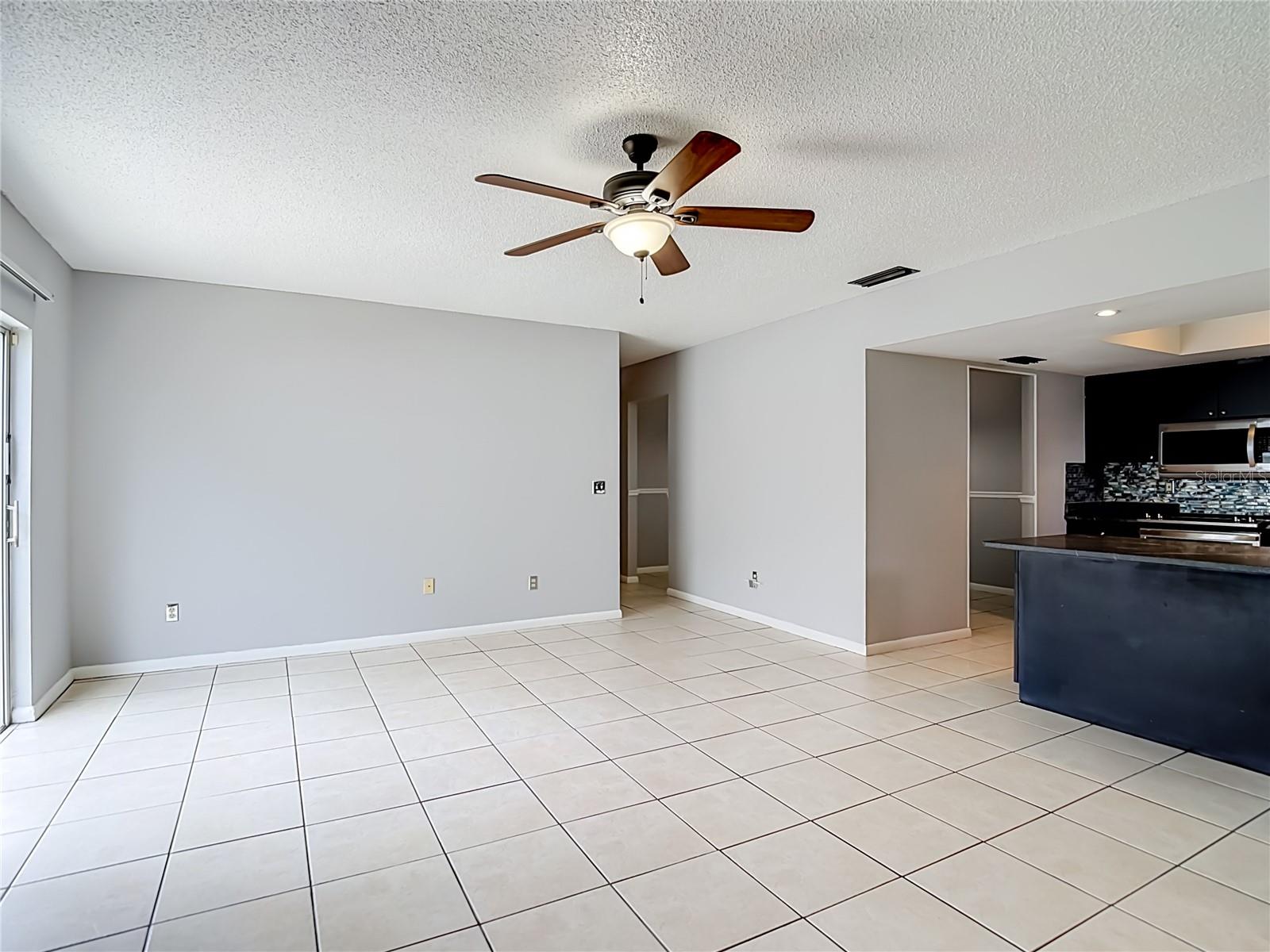BLOOMINGDALE SEC C UNIT 3 - Residential