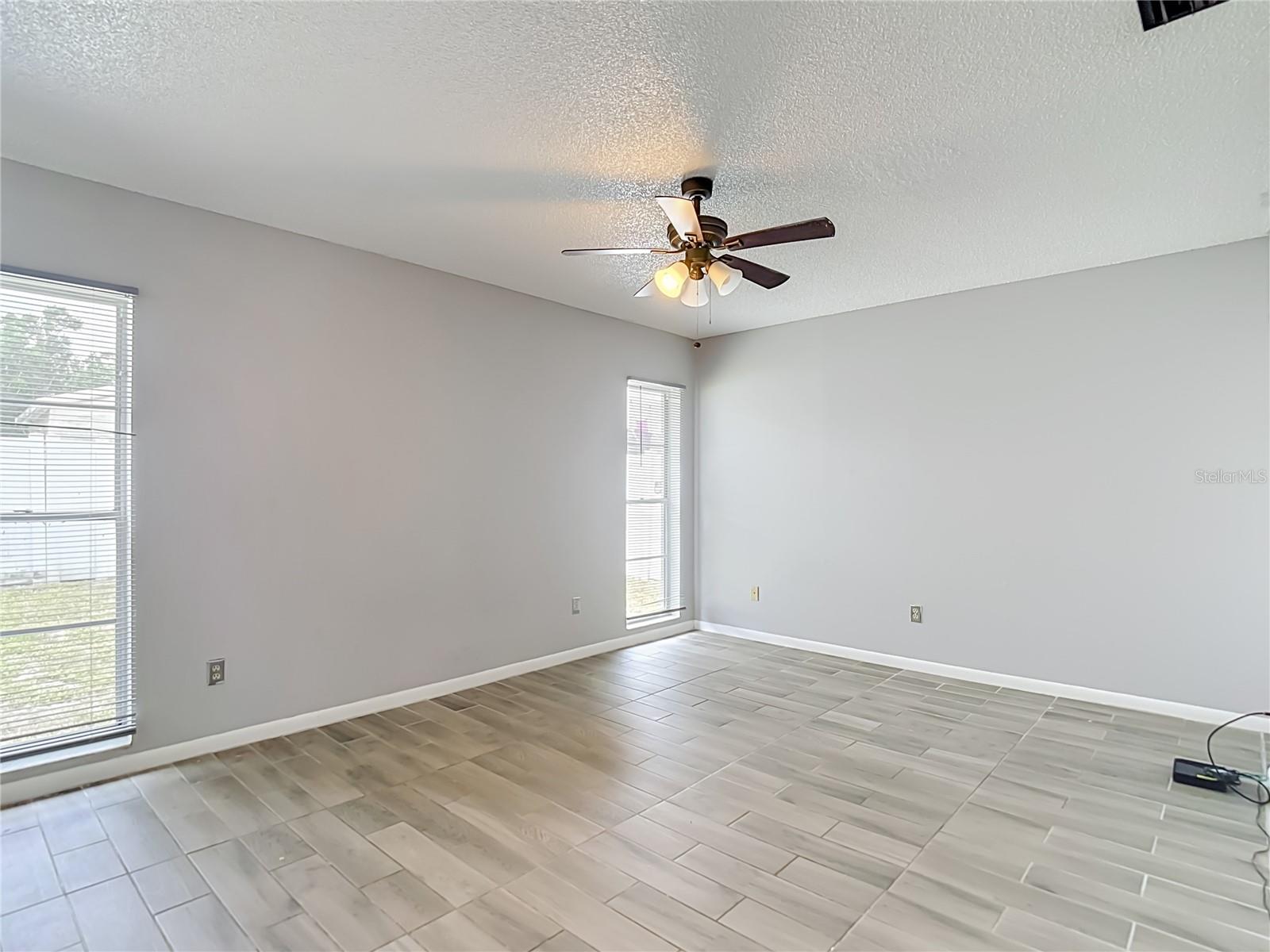 BLOOMINGDALE SEC C UNIT 3 - Residential