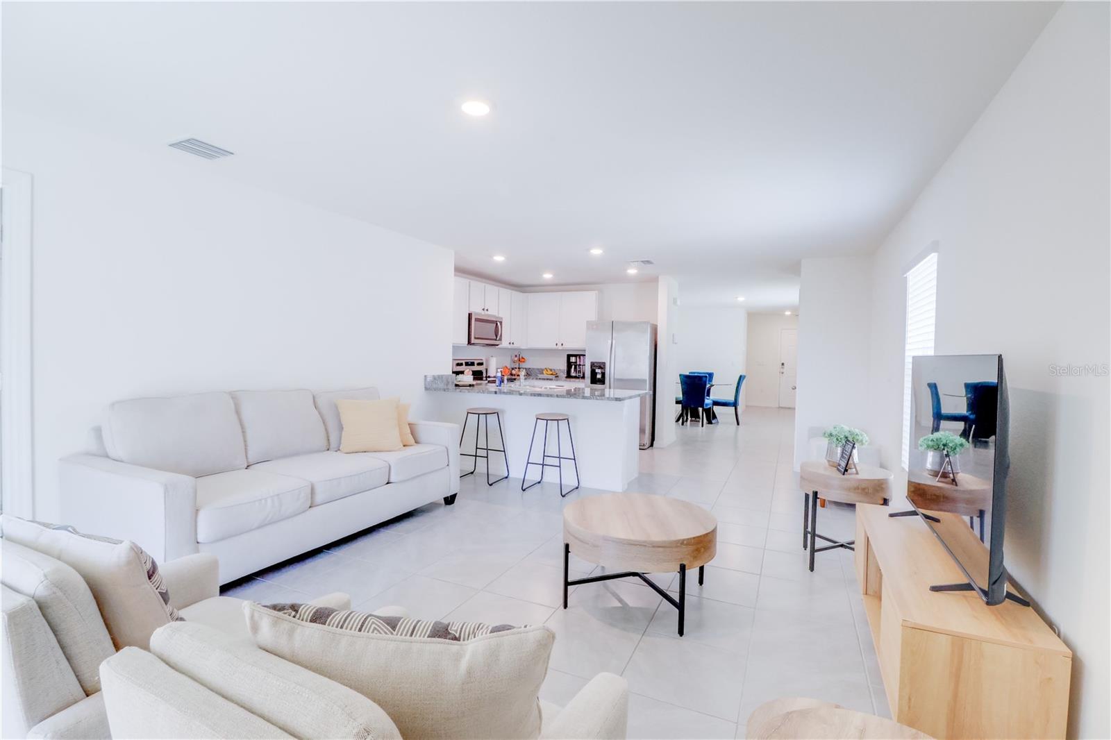 OCALA XINGS SOUTH PH ONE - Residential Lease