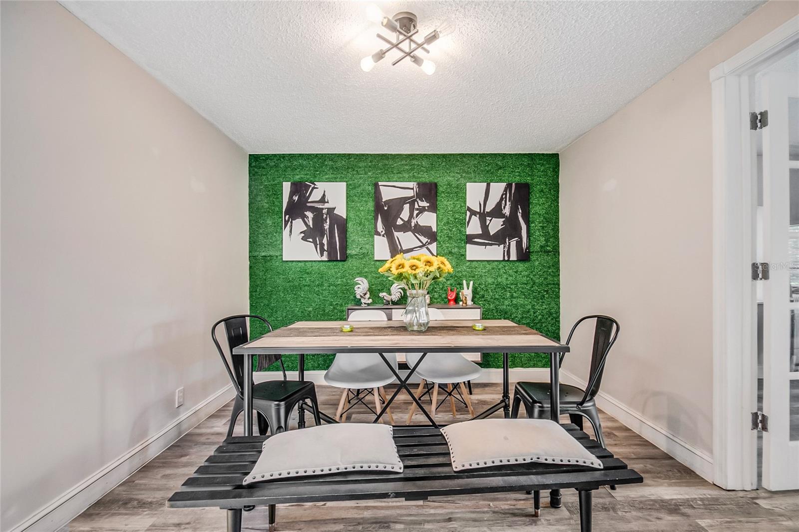 BROADMOOR - Residential
