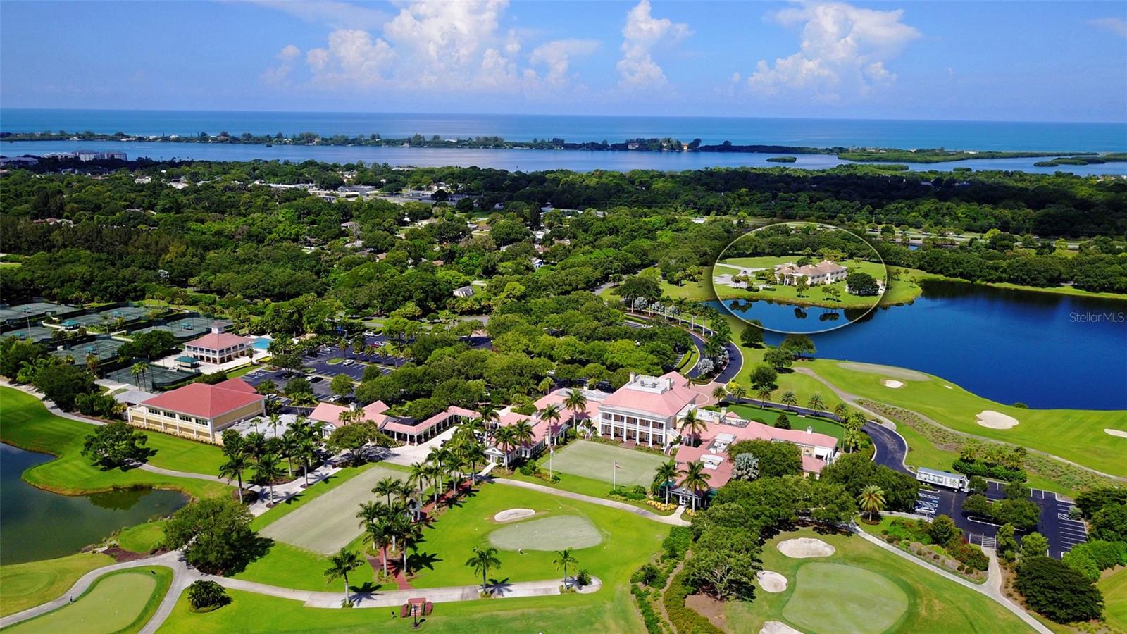 WINDSOR LODGE AT THE OAKS - Residential