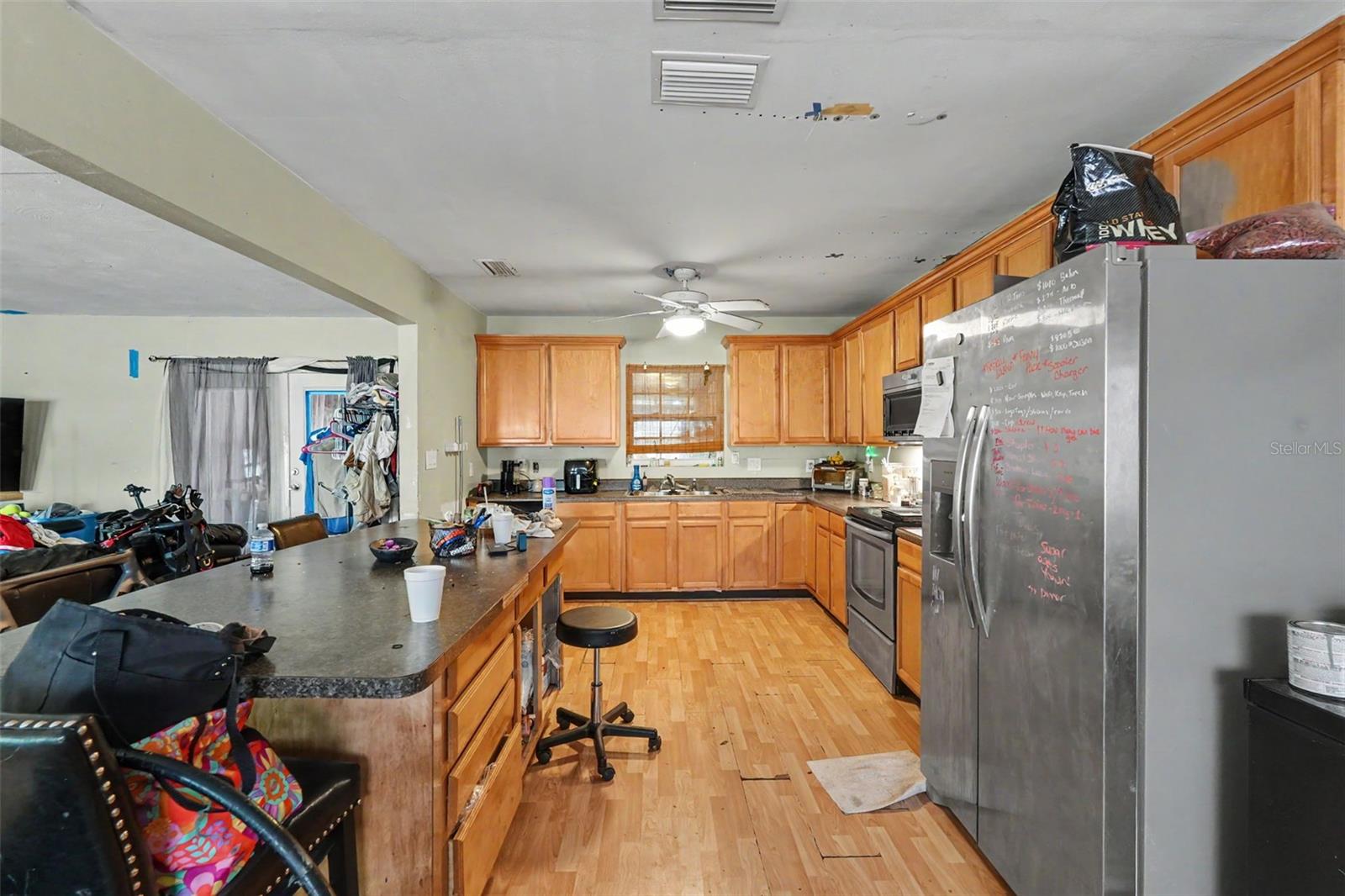 DOUGLAS MANOR SUB - Residential