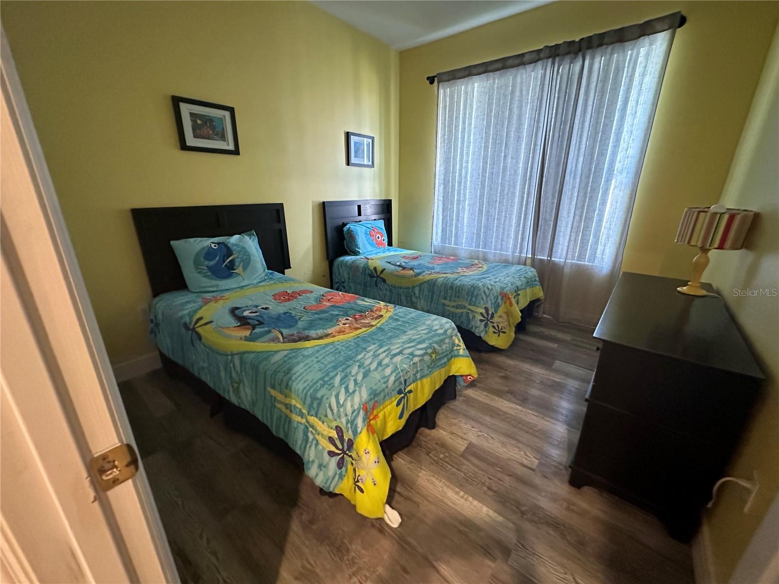 SUNSET LAKES PH 1 - Residential
