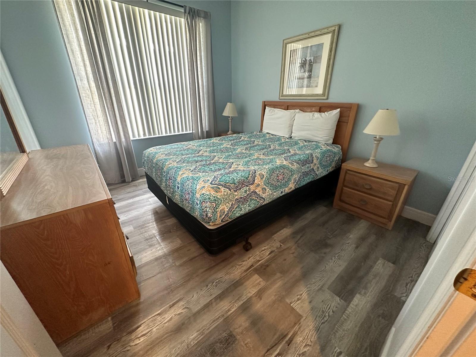 SUNSET LAKES PH 1 - Residential
